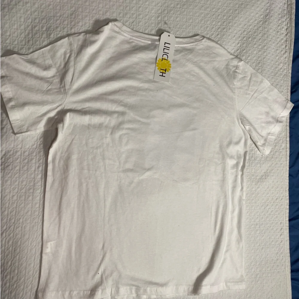 LILICLOTH White Cat Peek T-Shirt